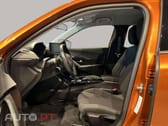 Peugeot E-2008 Active