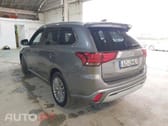 Mitsubishi Outlander 2.4 PHEV Instyle