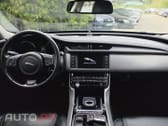 Jaguar XF 2.0 D Portfolio Aut.