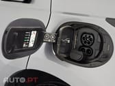 Land Rover Evoque P300e R-Dynamic
