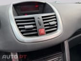 Peugeot 207 CC 1.6 VTi Active