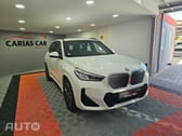 BMW iX1 eDrive20 Edição Desportiva M