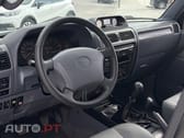Toyota Land Cruiser 8 lugares