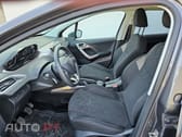Peugeot 2008 1.2 PureTech Style