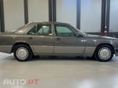 Mercedes-Benz W124 300 D