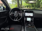 Jaguar XE 2.0 D R-Dynamic S
