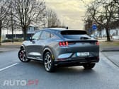 Ford Mustang Mach-E AWD PREMIUM