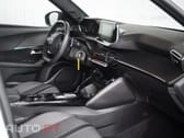 Peugeot 2008 PureTech 130 EAT8 Allure