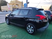 Peugeot 2008 1.2 PureTech Style