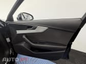 Audi A4 Avant 30 TDI Advanced S tronic