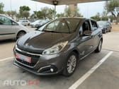 Peugeot 208 1.2 PureTech Signature