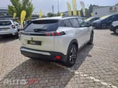 Peugeot E-2008 50 kWh Allure Pack