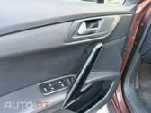 Peugeot 508 RXH 2.0 HDi Hybrid4 2-Tronic 104g