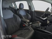Peugeot 2008 1.2 PureTech Crossway