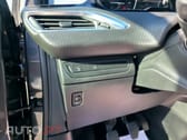 Peugeot 2008 1.2 PureTech Signature