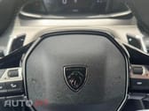 Peugeot 2008 1.2 Hybrid Allure e-DCS6