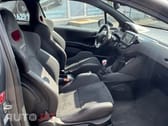 Peugeot 208 1.6 e-THP GTi by Sport