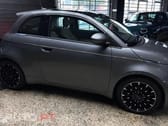 Fiat 500e La Prima