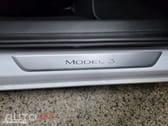 Tesla Model 3 Long Range Tração Traseira