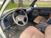 Toyota Hilux 2.4 D LN105L