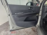 Peugeot 3008 2.0 HDi Hybrid4 88g
