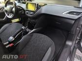 Peugeot 2008 1.2 PureTech Style