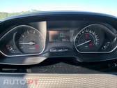 Peugeot 2008 1.2 PureTech Signature