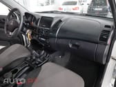 Mitsubishi L200 2.5 DI-D CD Invite CC 4WD