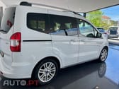 Ford Courier EcoBoost Titanium