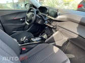 Peugeot E-2008 50 kWh Active