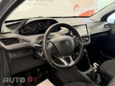 Peugeot 208 1.2 PureTech Signature