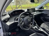 Peugeot 208 1.2 PureTech Allure EAT8