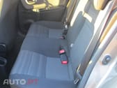 Toyota Yaris 1.4 D-4D Comfort+P.Style 90 cv cx/de 6 velocidades 12/2016