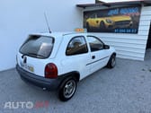 Opel Corsa 1.7 D Janelas Base