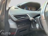 Peugeot 3008 1.2 ALLURE