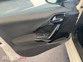 Peugeot 208 PureTech 82 Start & Stop Style