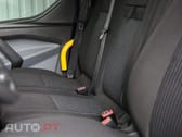 Ford Transit Custom Adaptada p/ 3 cadeiras de rodas