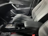 Peugeot 2008 1.2 Hybrid Allure e-DCS6