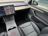 Tesla Model Y Long-Range RWD