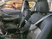 Mitsubishi L200 2.4 DI-D CD Invite 4WD