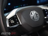 MG HS Luxury