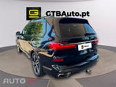 BMW X7 M50i