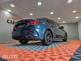 Mercedes-Benz A 250 e AMG Line