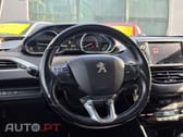Peugeot 2008 1.2 PureTech Allure EAT6