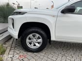 Mitsubishi L200 2.3 DI-D CD Invite Strakar Look 4WD