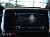 Peugeot 208 1.2 PureTech Signature