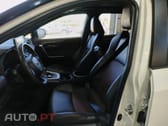 Toyota RAV4 2.5 HDF Lounge AWD-i