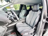 Peugeot 3008 1.6 Hybrid Allure e-EAT8