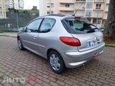 Peugeot 206 XR 1.1I gasolina 2001