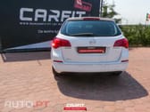 Opel Astra Outro